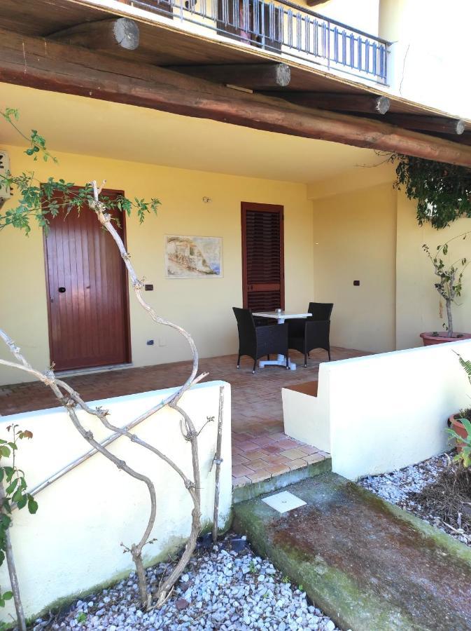 Eoliano B&B マルファ エクステリア 写真