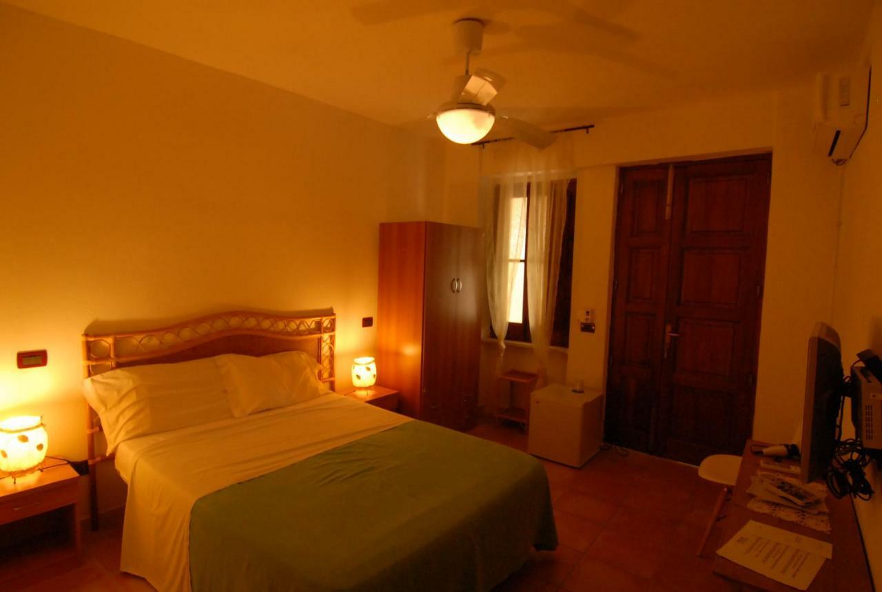 Eoliano B&B マルファ エクステリア 写真